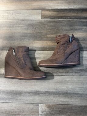 Indigo Taupe Wedge Ankle Boots with Side Zips